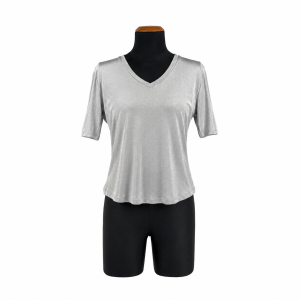 Blusa Básica en Velvetín Plata Suave
